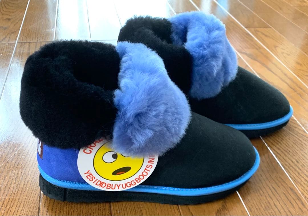 新品未使用タグ付き アグ UGG フィジー ムートンブーツ 23センチ