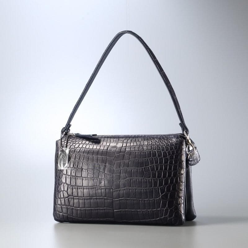 JRAタグ付 LORBEER マットクロコ　センター取り　ハンドバッグ