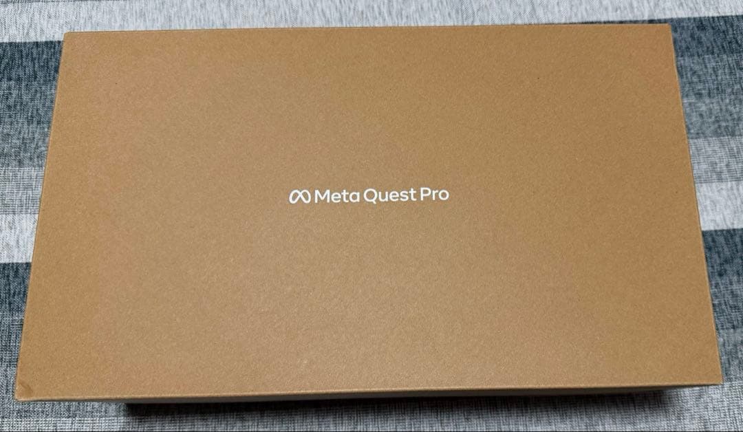  Quest Pro 256GB VRヘッドセット＋アクセサリー