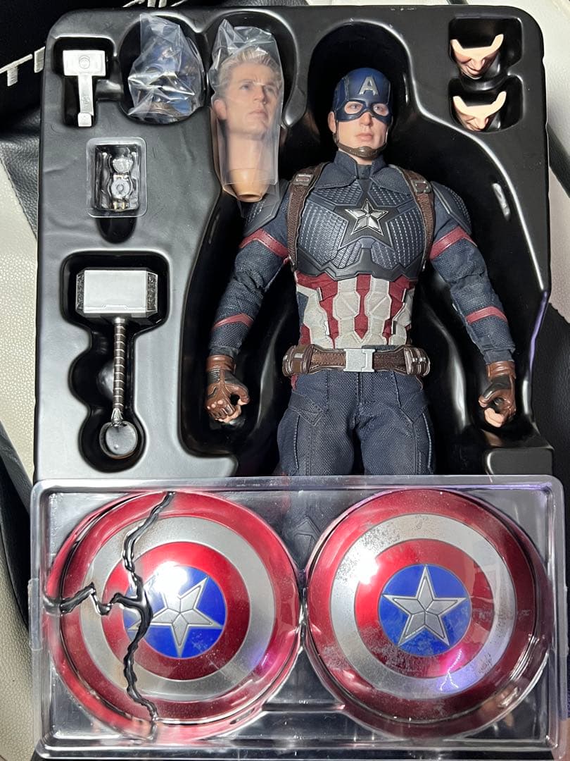 トイサピエンス　キャプテン・アメリカ フィギュア