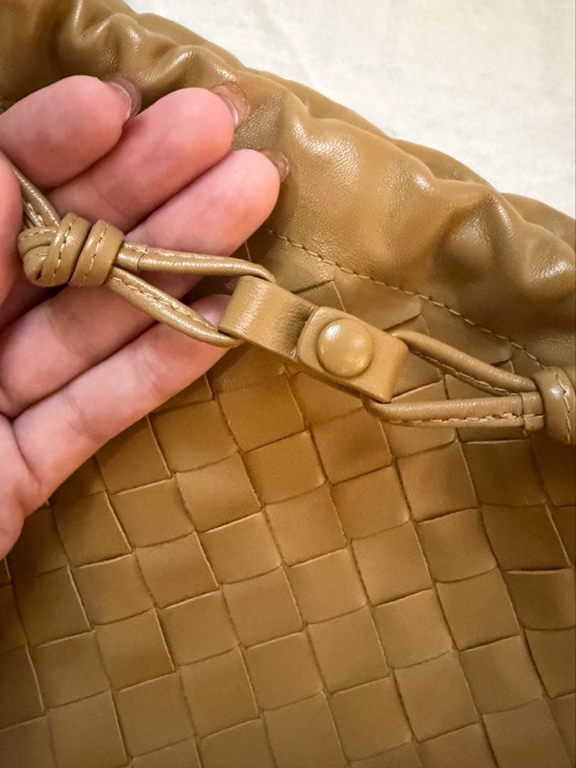 BOTTEGA VENETA ダストバッグ　ミディアム