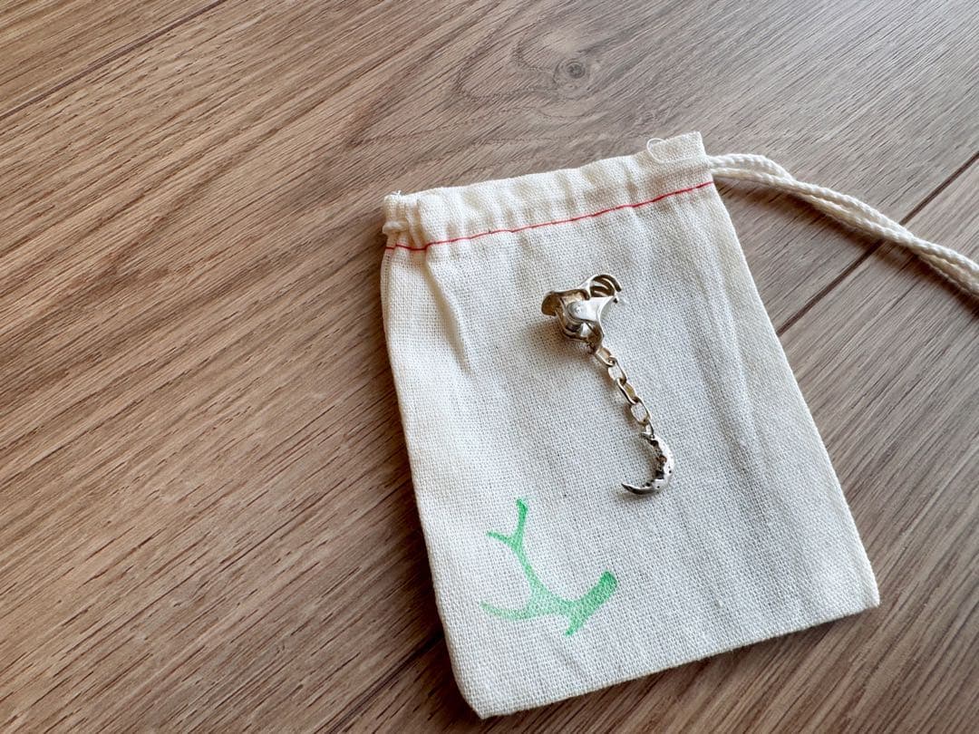 PLUIEプリュイ　ブーウ ムーン ヘアクロウ　シルバー