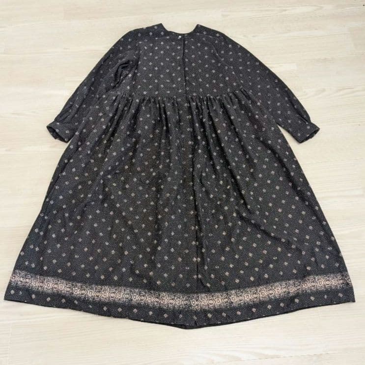 ネストローブ　コットン　シルク　プリント　ワンピース