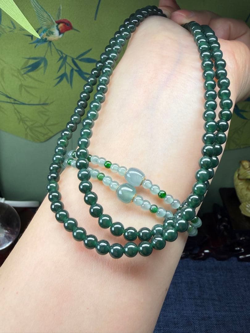 新入荷❣️天然本翡翠　瑞々しい氷藍緑色翡翠ネックレス 鑑定書付き