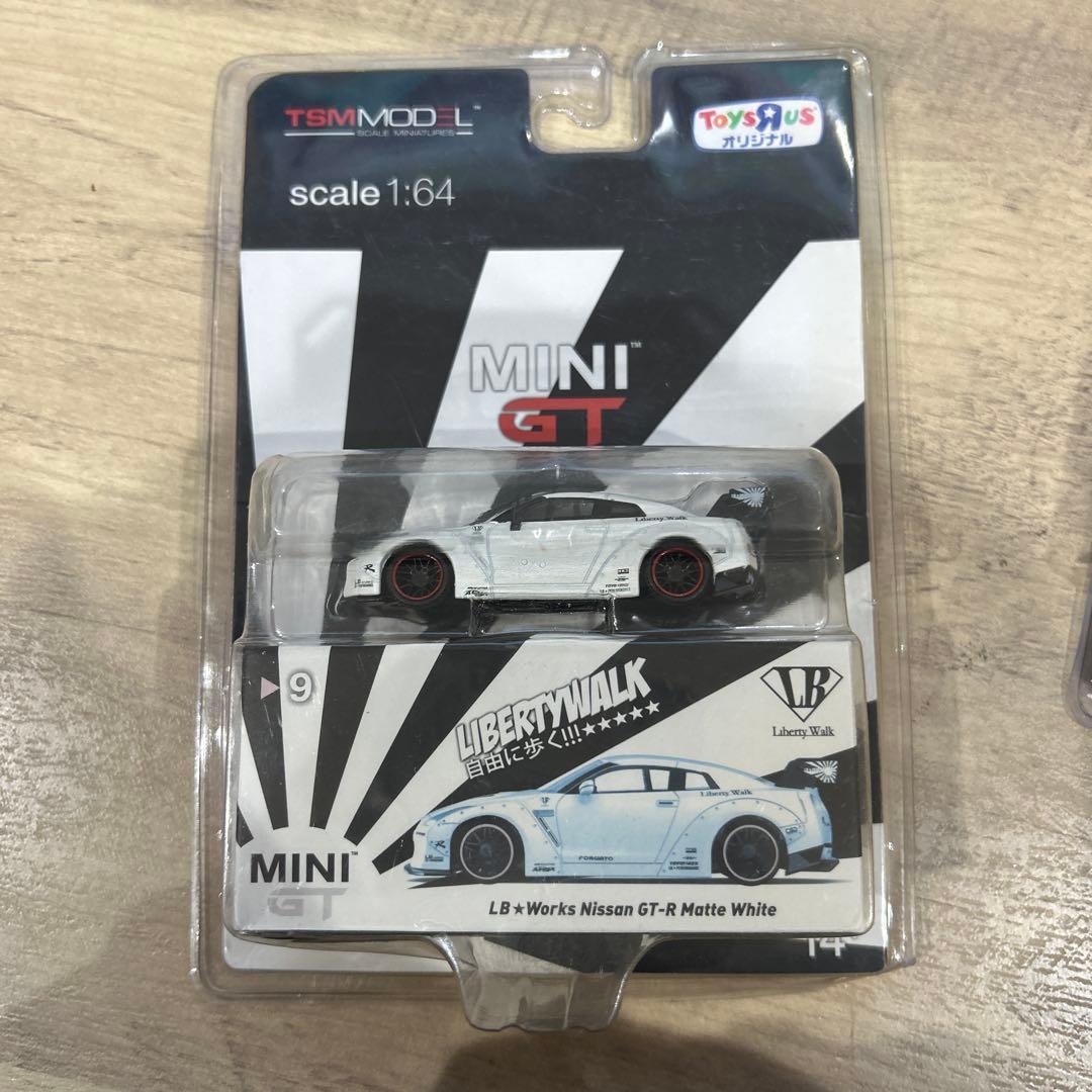 MINI GT トイザらス限定 リバティーウォーク GT-R スカイライン