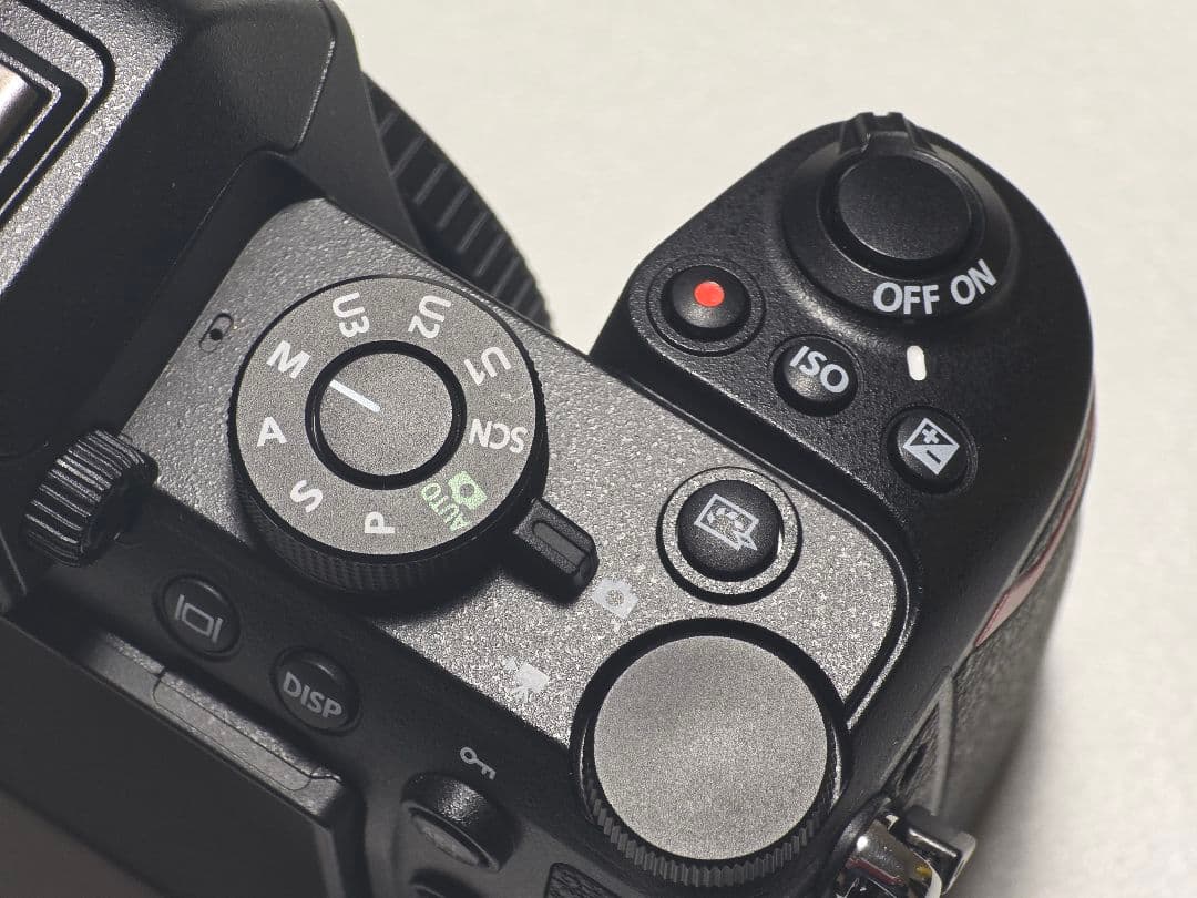 [超美品]Nikon Z50II ミラーレス一眼