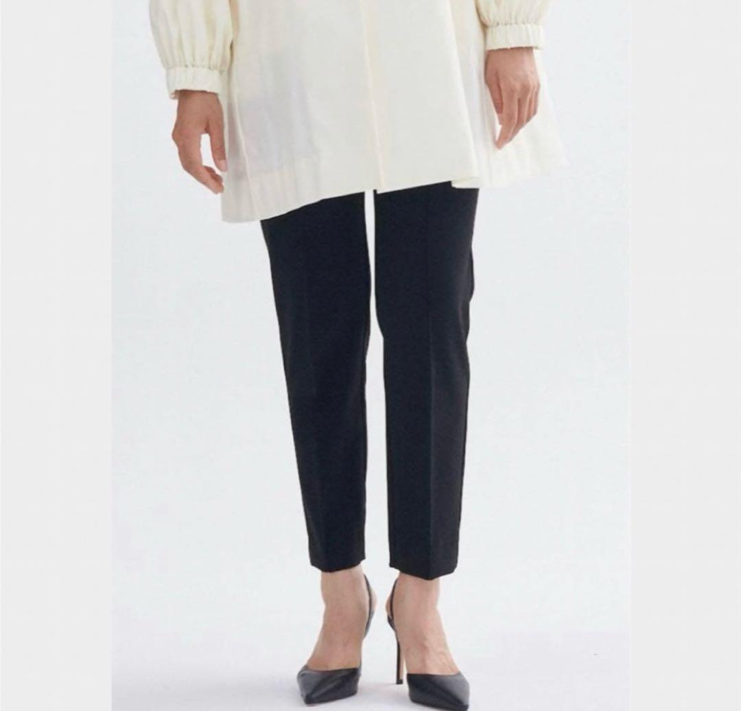 新品未使用タグ付き★yori ヨリ セレモニーピンタックパンツ ネイビー36