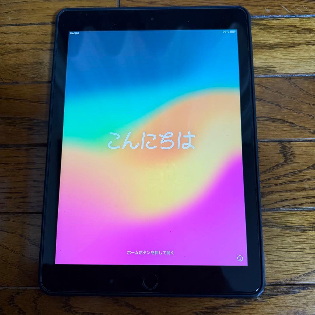 3姉妹mamaiPad 第6世代 32GB グレー