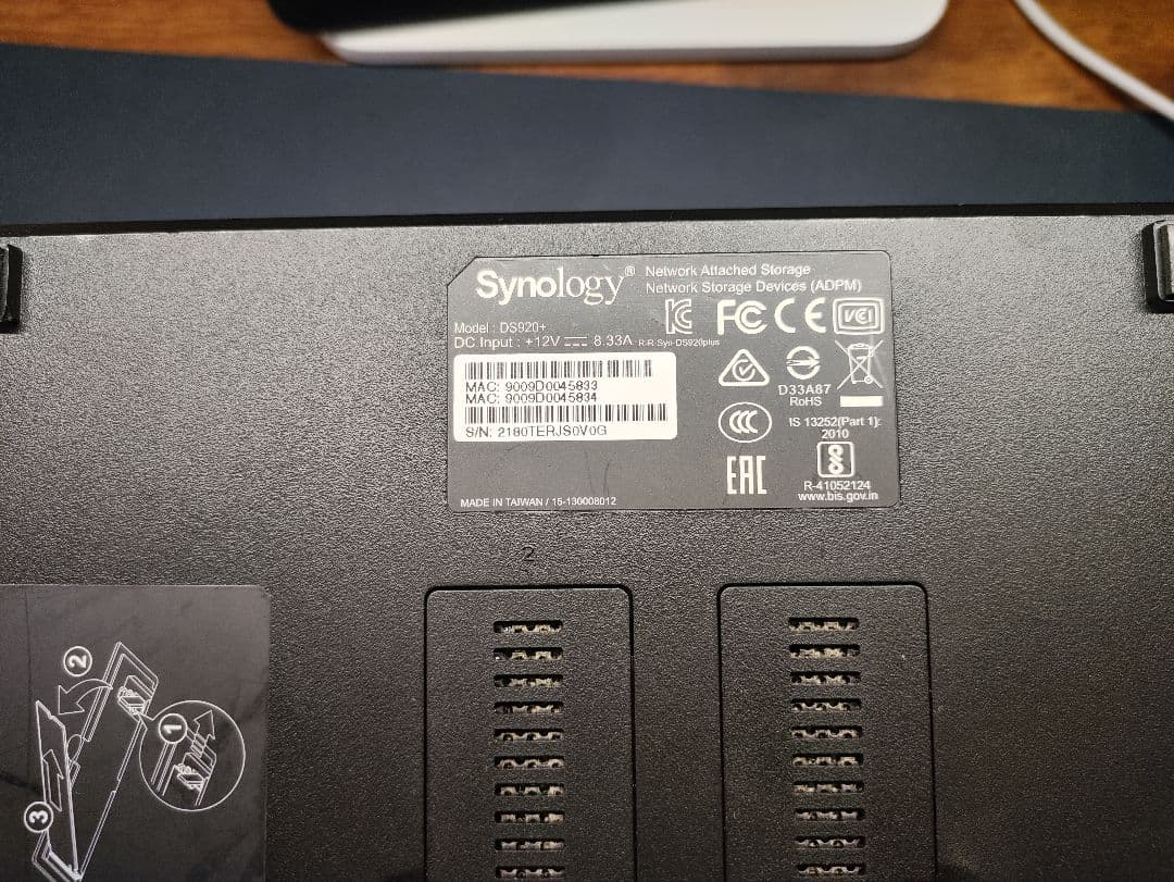 Synology DS920+ 本体・電源付き NAS 4ベイ 動作確認済
