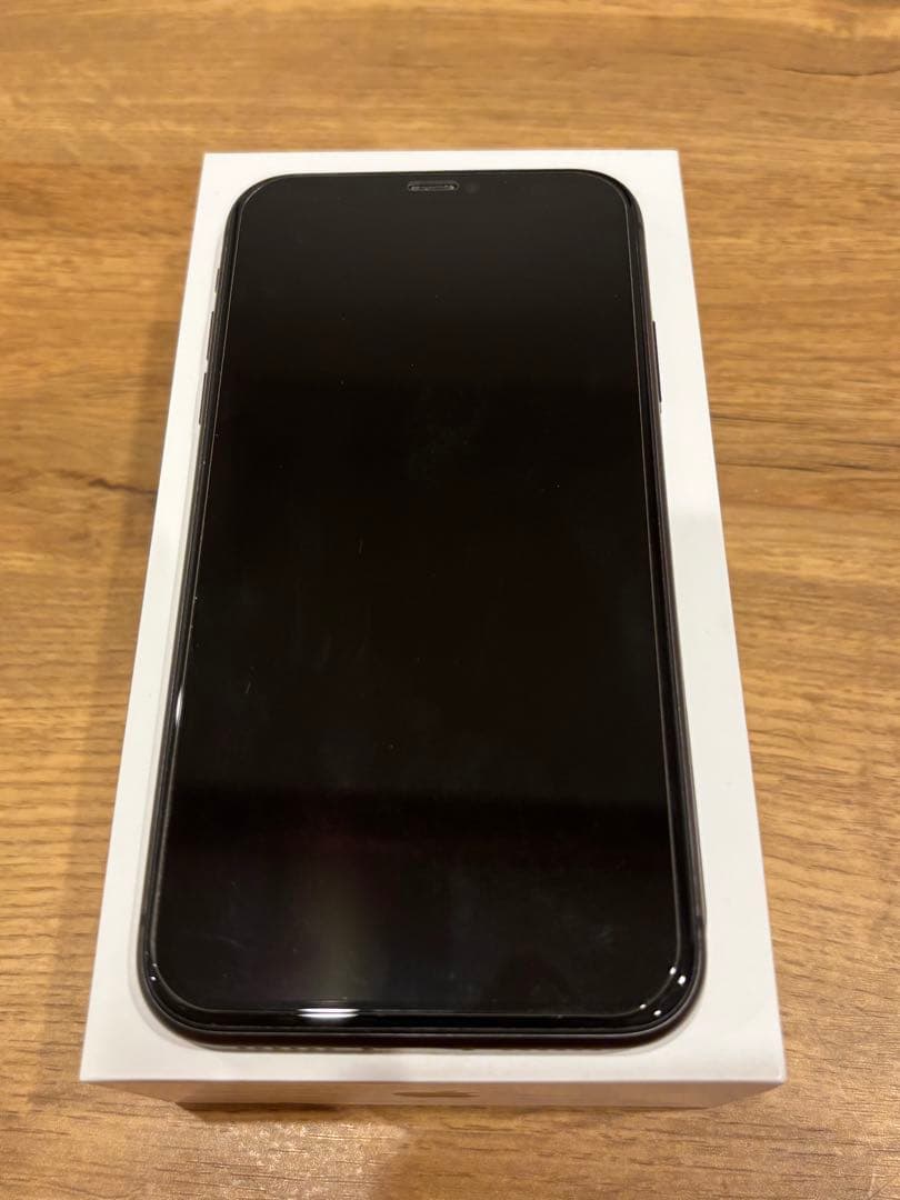 iPhone11 128GBブラック simフリー　本体 箱付き