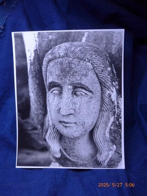 希少！原爆投下後の浦上天守堂の石彫の残骸のオリジナルプリント