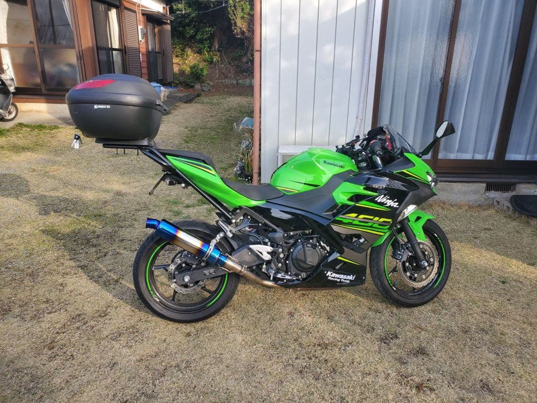 Ninja400マフラー　Z400 スリップオンマフラー