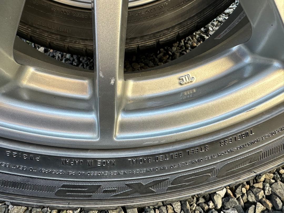 weds VELVA 17x7J 215/45R17スタッドレス　４本