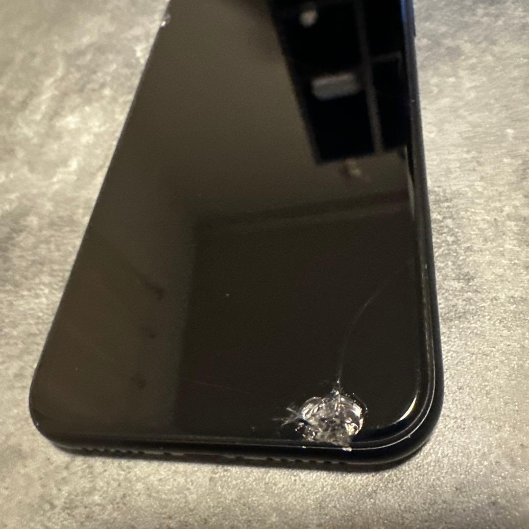 Apple iPhone XR ブラック 画面ひびあり