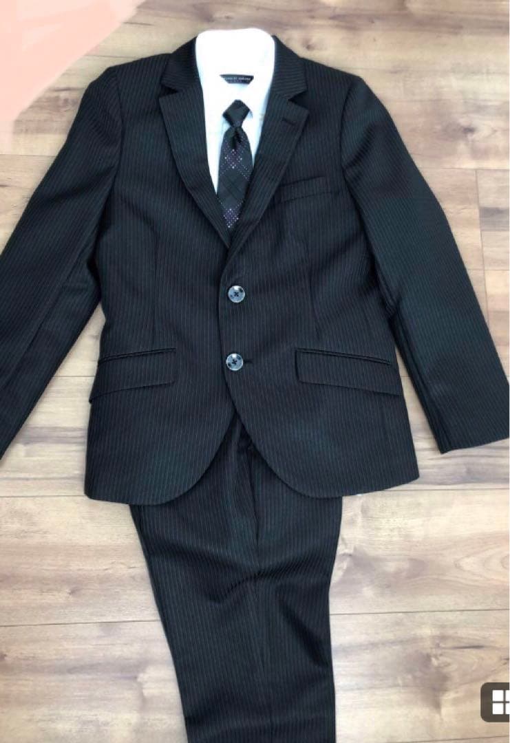 値下げ!! ヒロミチナカノ・フォーマルスーツ 150cm