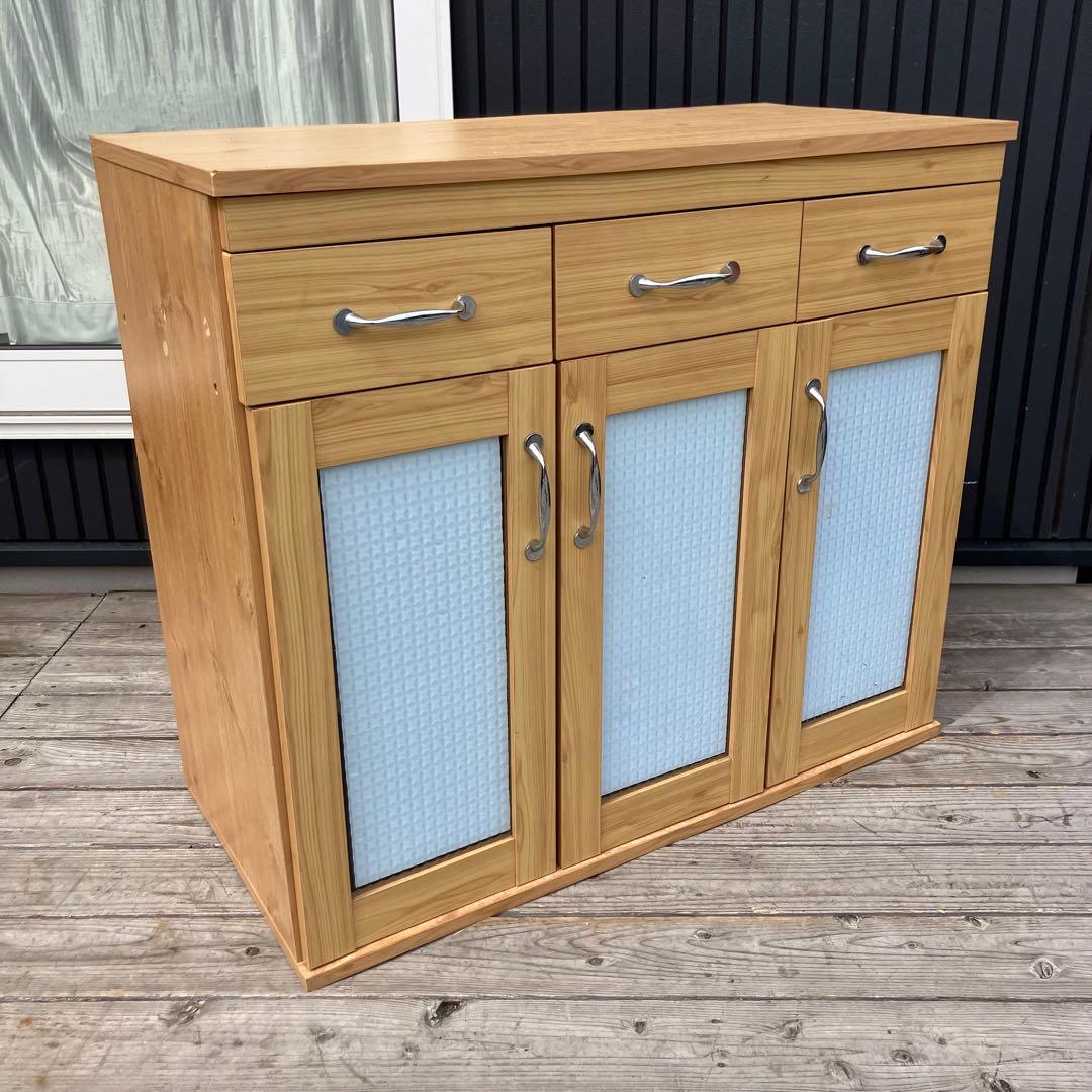 北欧レトロ モザイクガラス扉 木製サイドボード 飾り棚 食器棚 カップボード