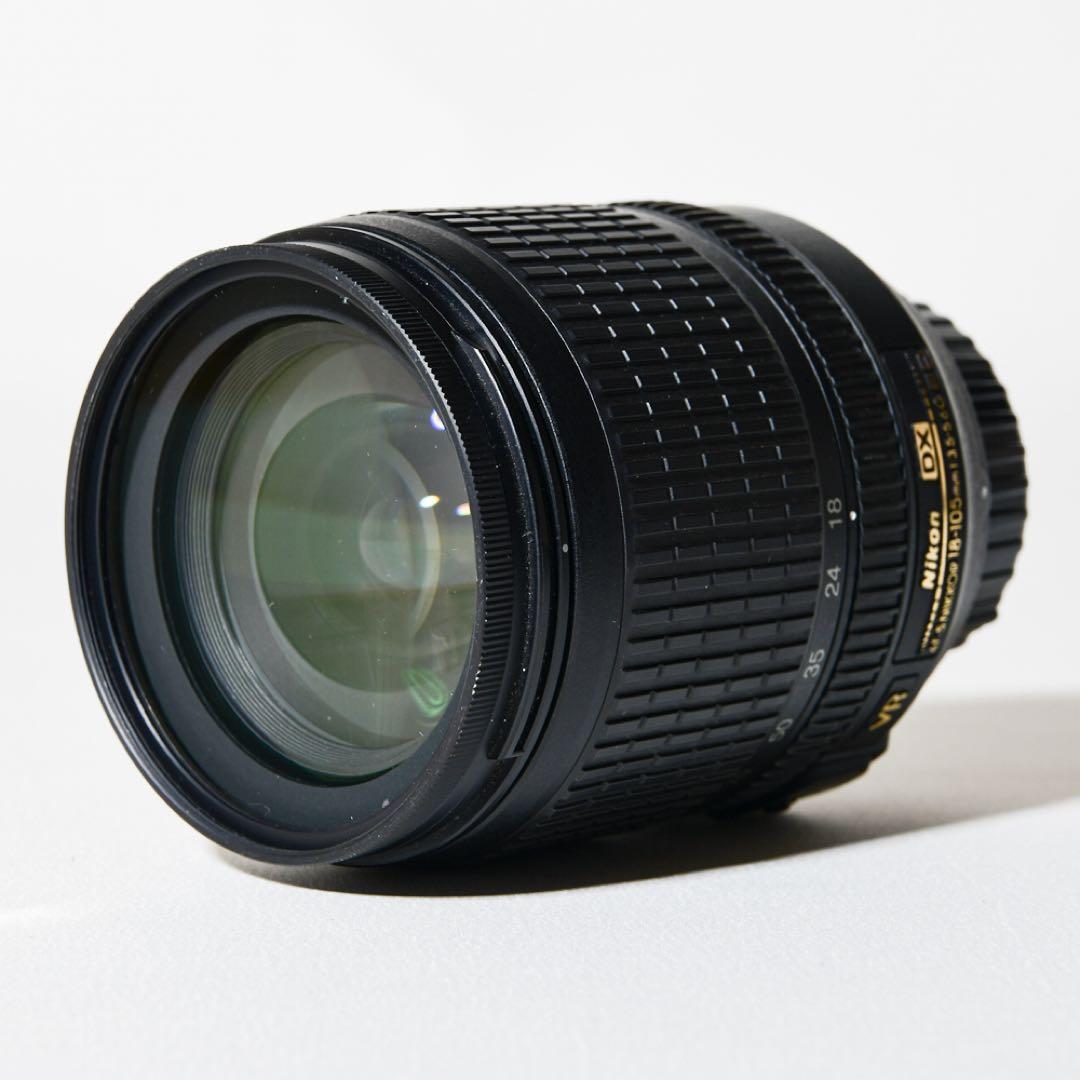 Nikon D7000 18-105mm レンズキット バッテリー2個・グリップ