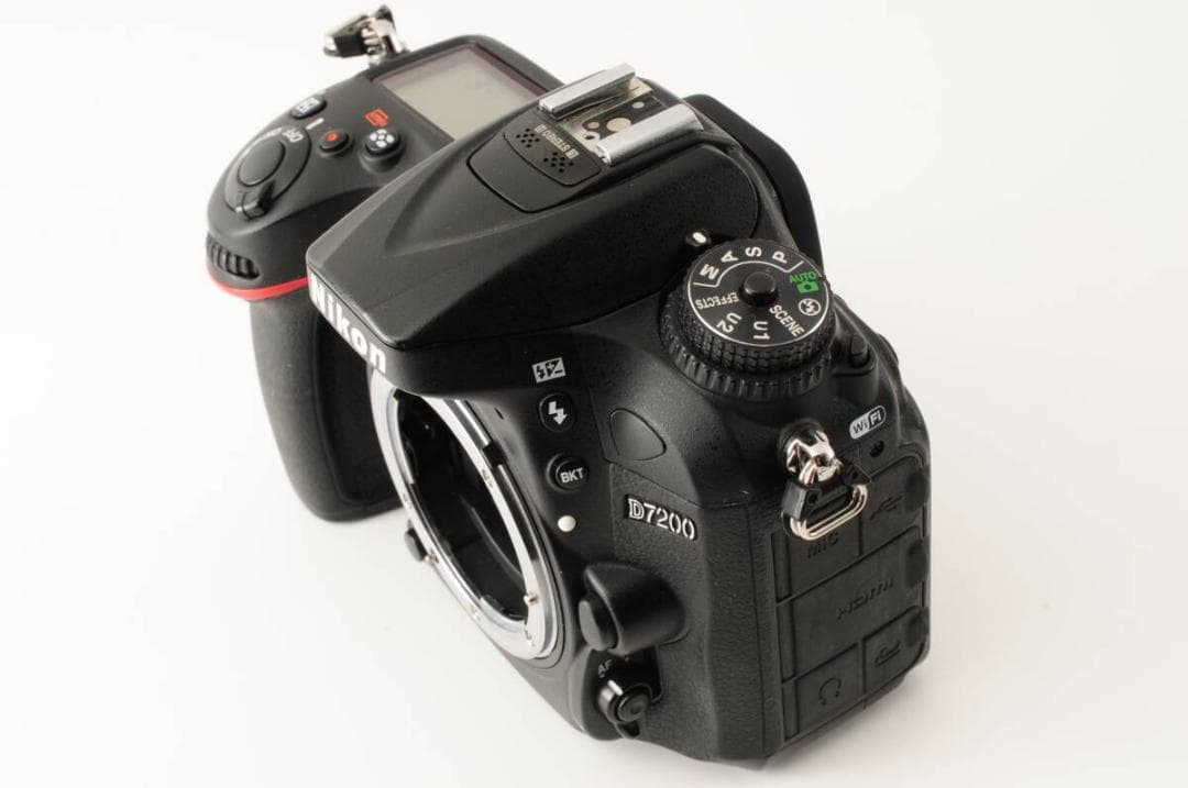 ■ 美品 ■ ニコン　Nikon D7200 ダブルズームレンズ