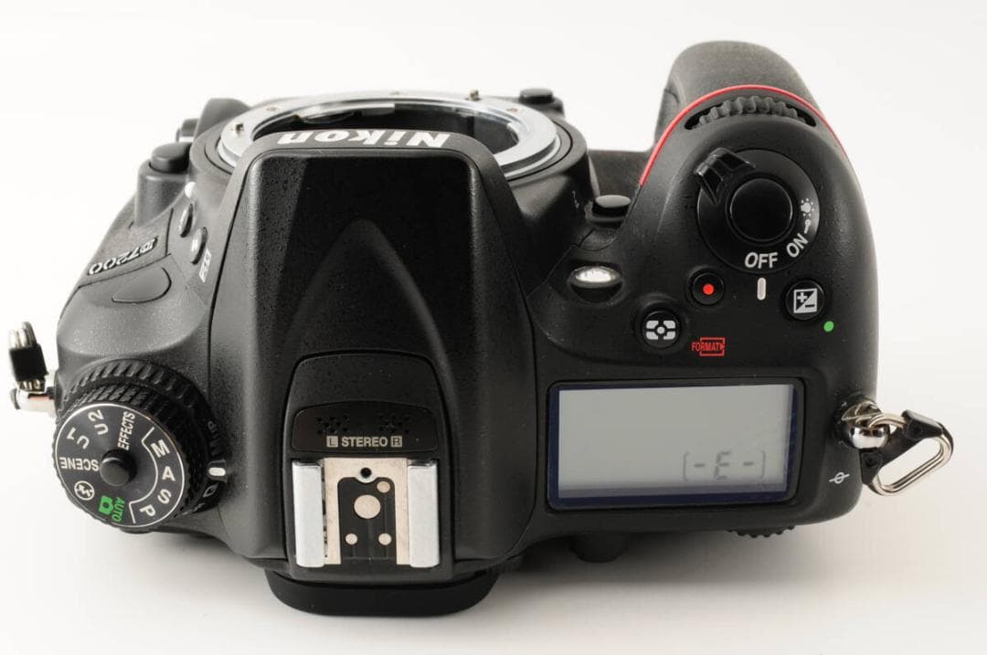 ■ 美品 ■ ニコン　Nikon D7200 ダブルズームレンズ