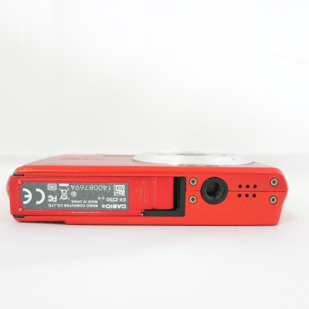 デジタルカメラ CASIO EXILIM EX-Z250 レッド