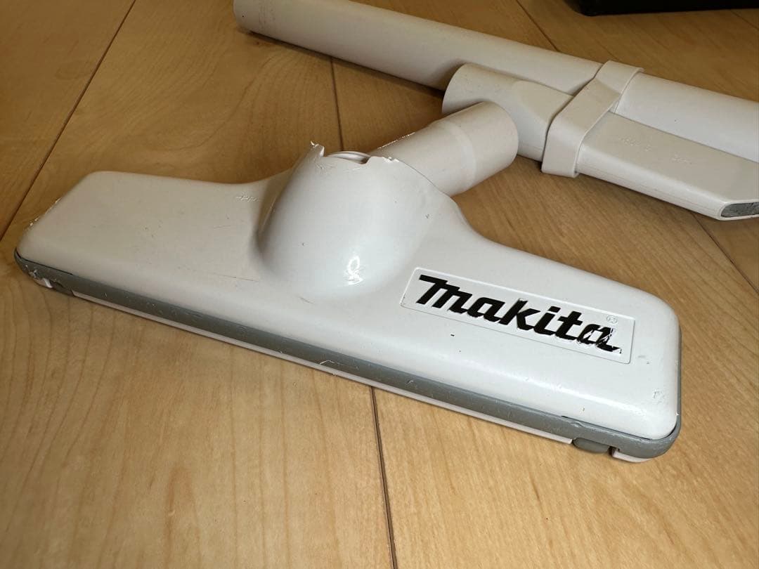 【フルセット】マキタ コードレス掃除機CL107FD 紙パック付き