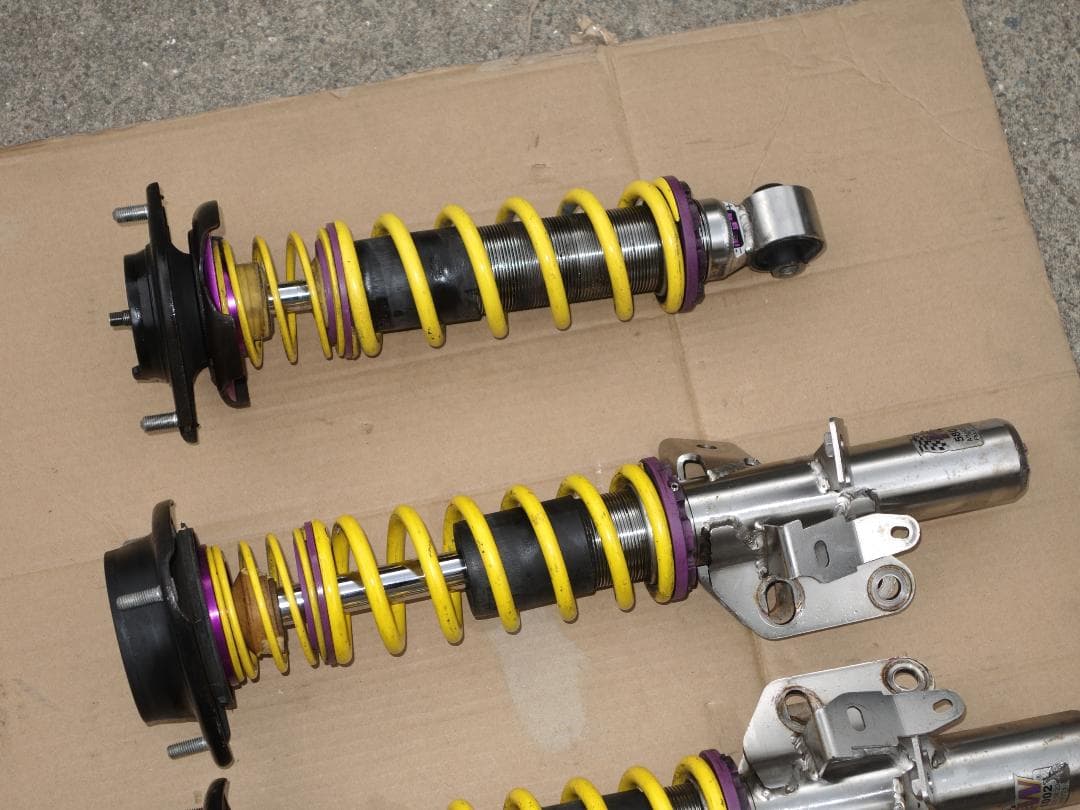 走行小 ２WAY KW V3 車高調 brz zn6 86 zd8 zn8