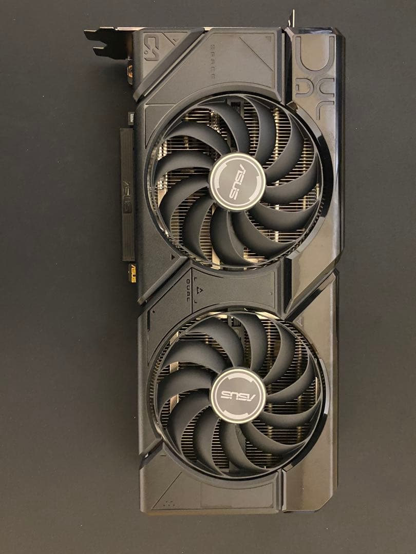 グラフィックボード・グラボ・ビデオカード ASUS RX7800XT 16GB