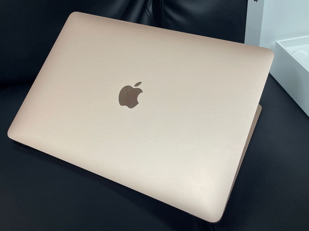 充電47回のみ Macbook Air 13インチ 256GB メモリ16GB