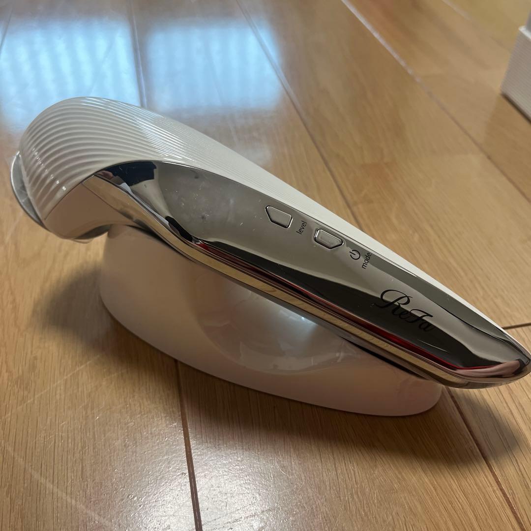 RiFa 充電式美顔器 ホワイト　美品