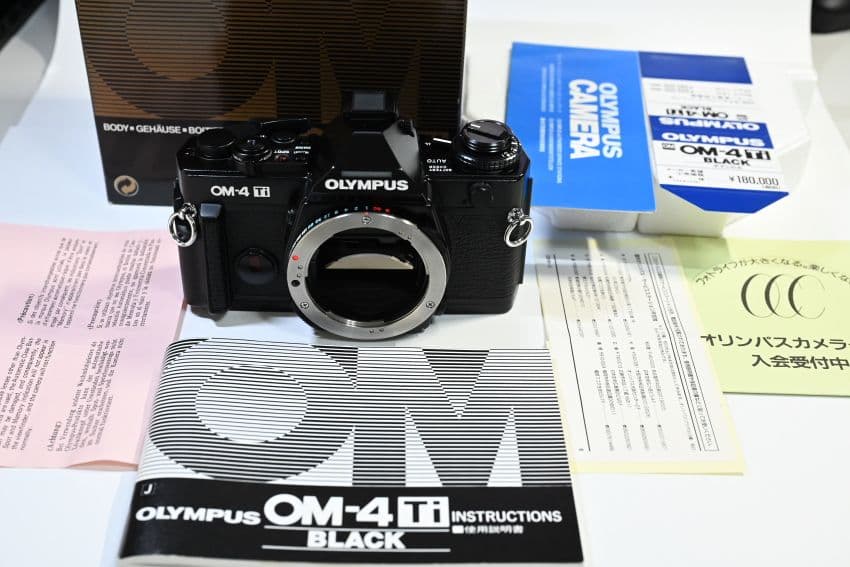 OLYMPUS OM-4 Ti ブラック