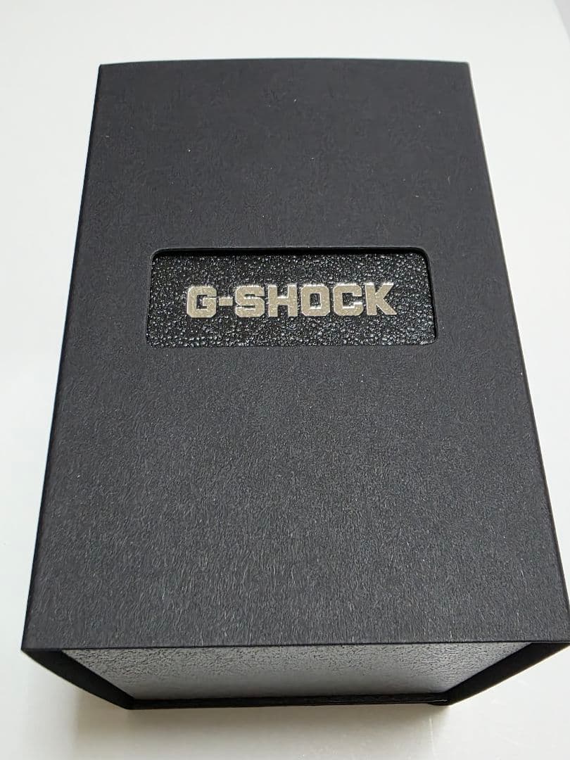 （た～さん専用）ほぼ新品G-SHOCK フルメタル　GMW-BZ5000GD