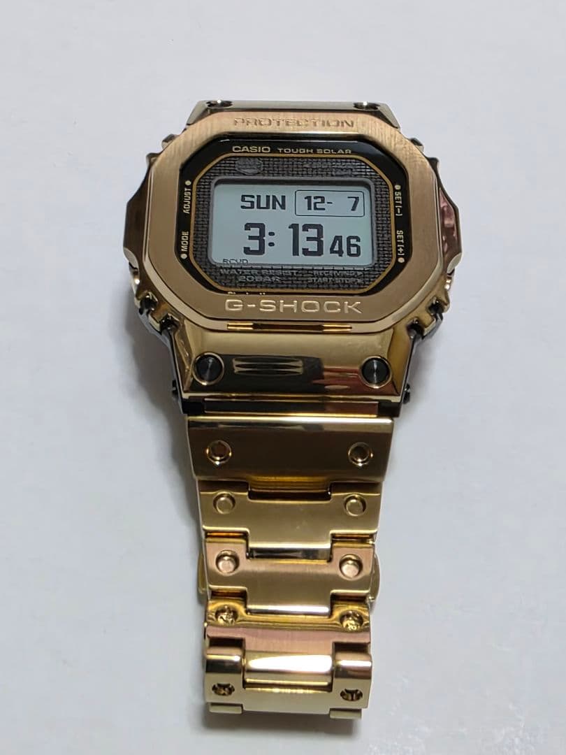 （た～さん専用）ほぼ新品G-SHOCK フルメタル　GMW-BZ5000GD