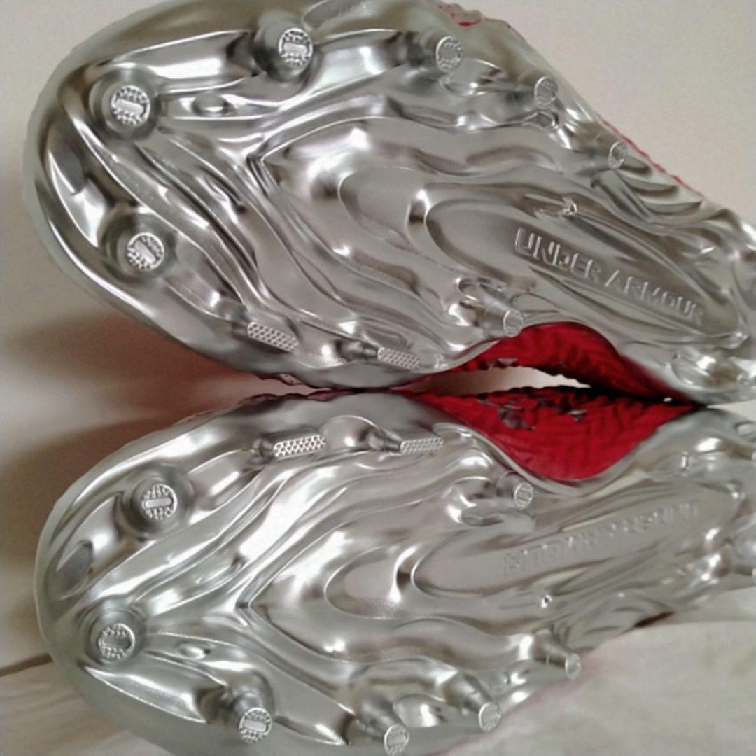 【✨新品未使用✨ 28cm】アンダーアーマー アメフト スパイク スポットライト