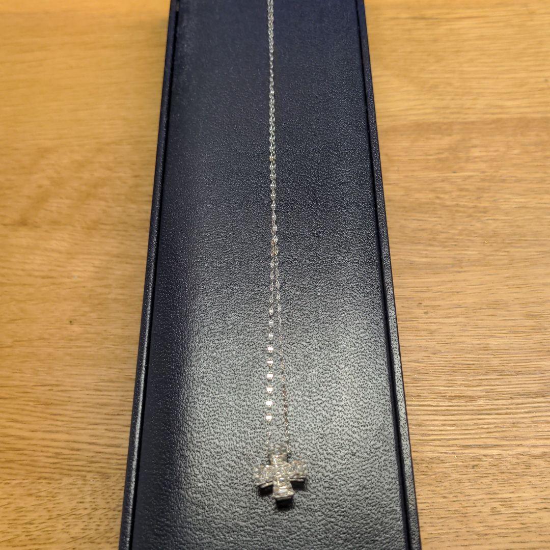 18金テーバーダイヤモンドクロスネックレス0.2ctup