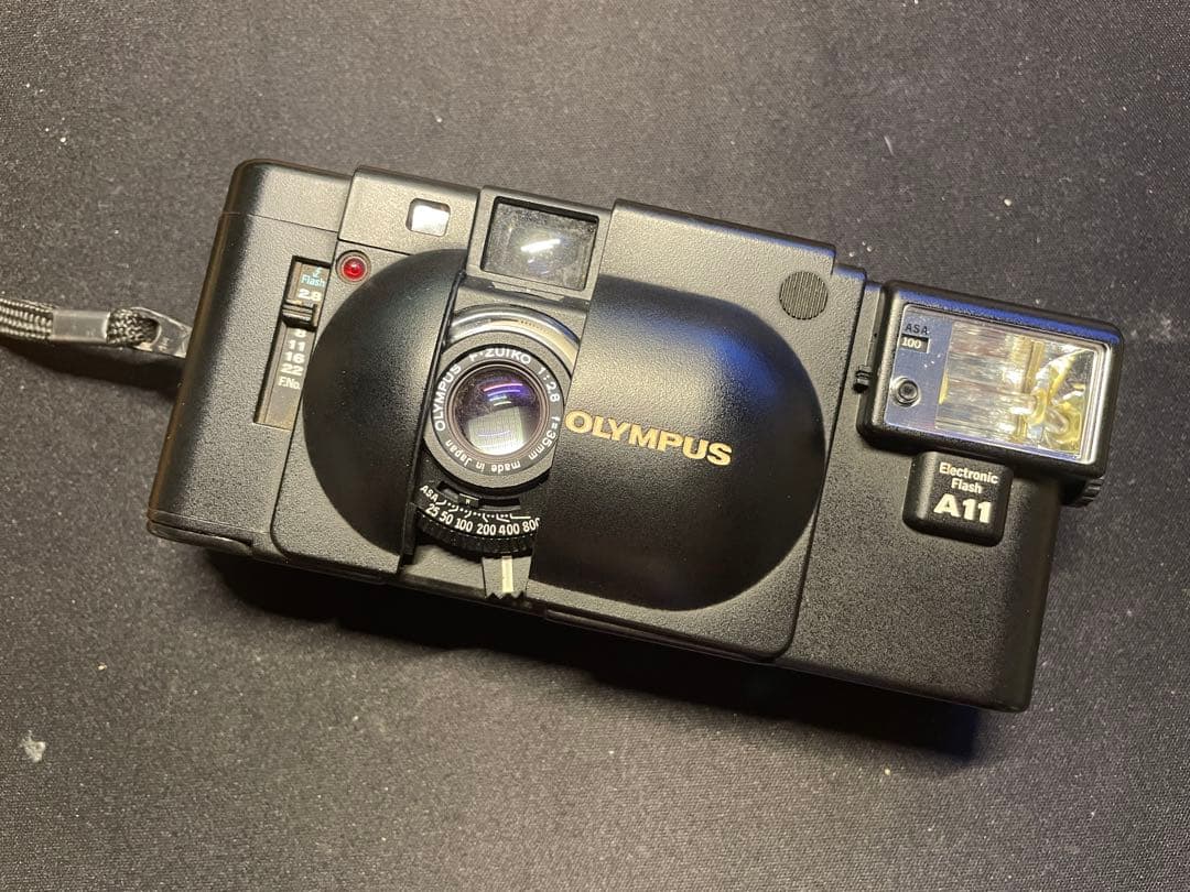 フィルムカメラ OLYMPUS XA + A11