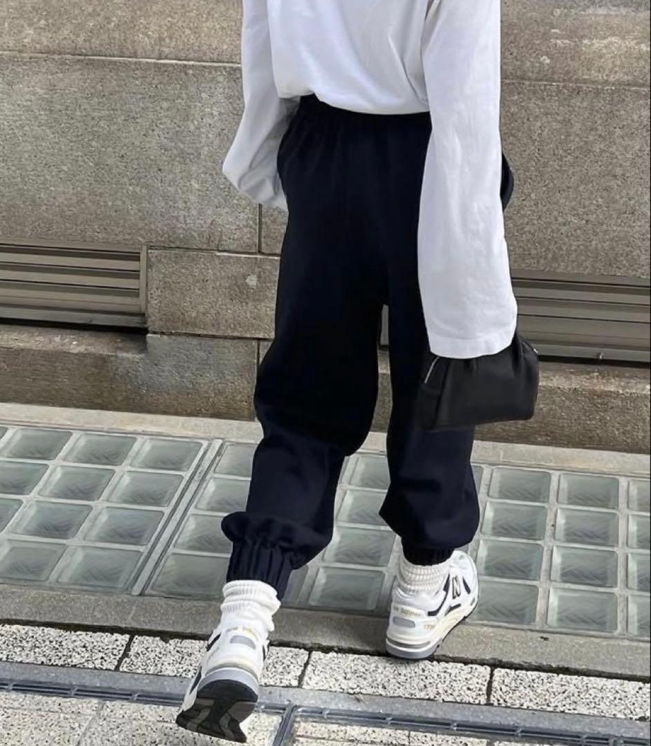 マノンフリップ ボンボンパンツ　ネイビー