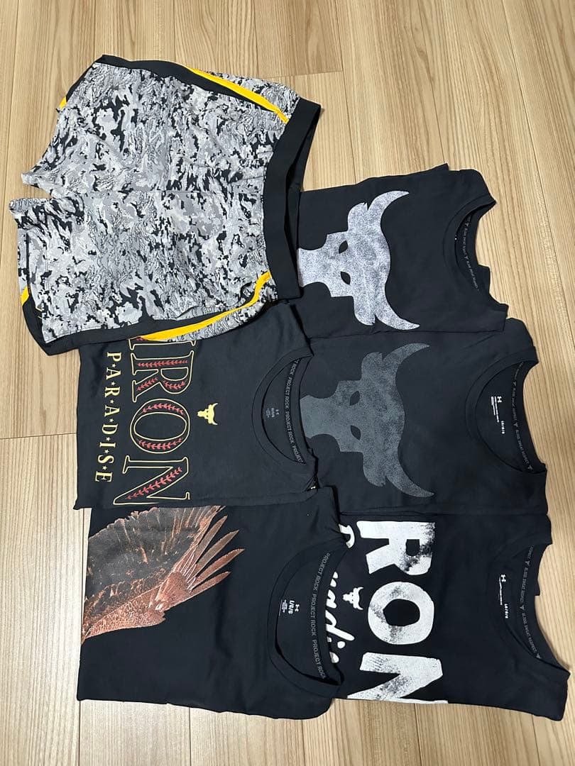 プロジェクトロックTシャツ5枚(L)アンダーアーマーランニングパンツ(XL)