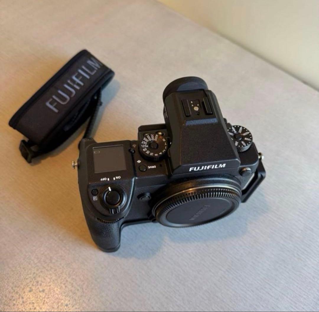 【arki】Fujifilm GFX 50S ミラーレス一眼 本体と付属品