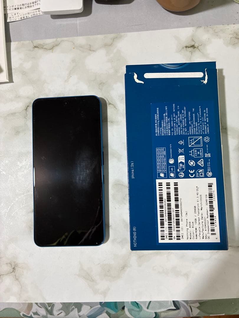 Nothing Phone (3a)6.77インチ