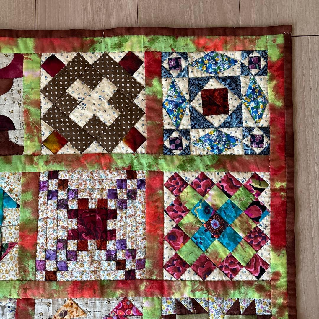 (GW値下げ)ハンドメイド パッチワークサンプラーキルトタペストリー