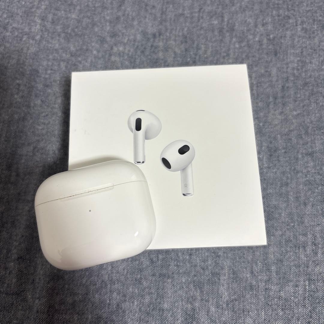 AirPods本体 ホワイト　第3世代