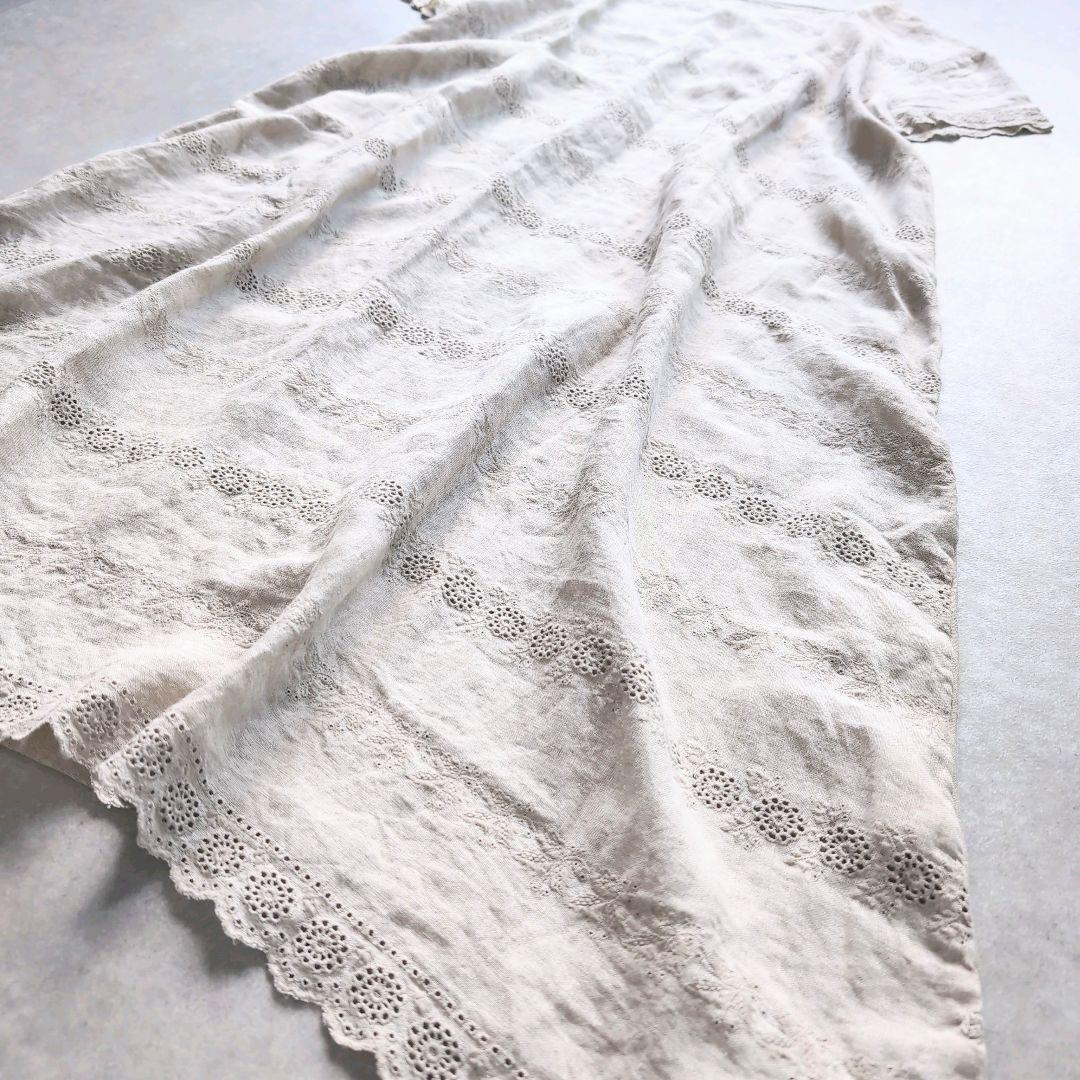 美品✨ 45R リネン天竺ワンピース カットワーク 膝丈 キナリサイズ0