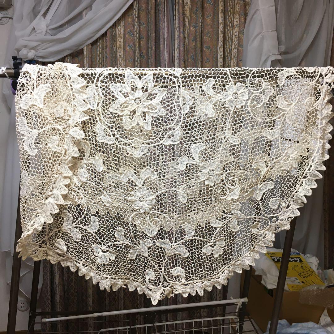 レース編み　テーブルクロス　飾り物　美術品