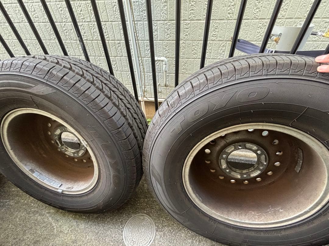 TOYO オープンカントリーU/T ホイール付き 4本　265/70/R16