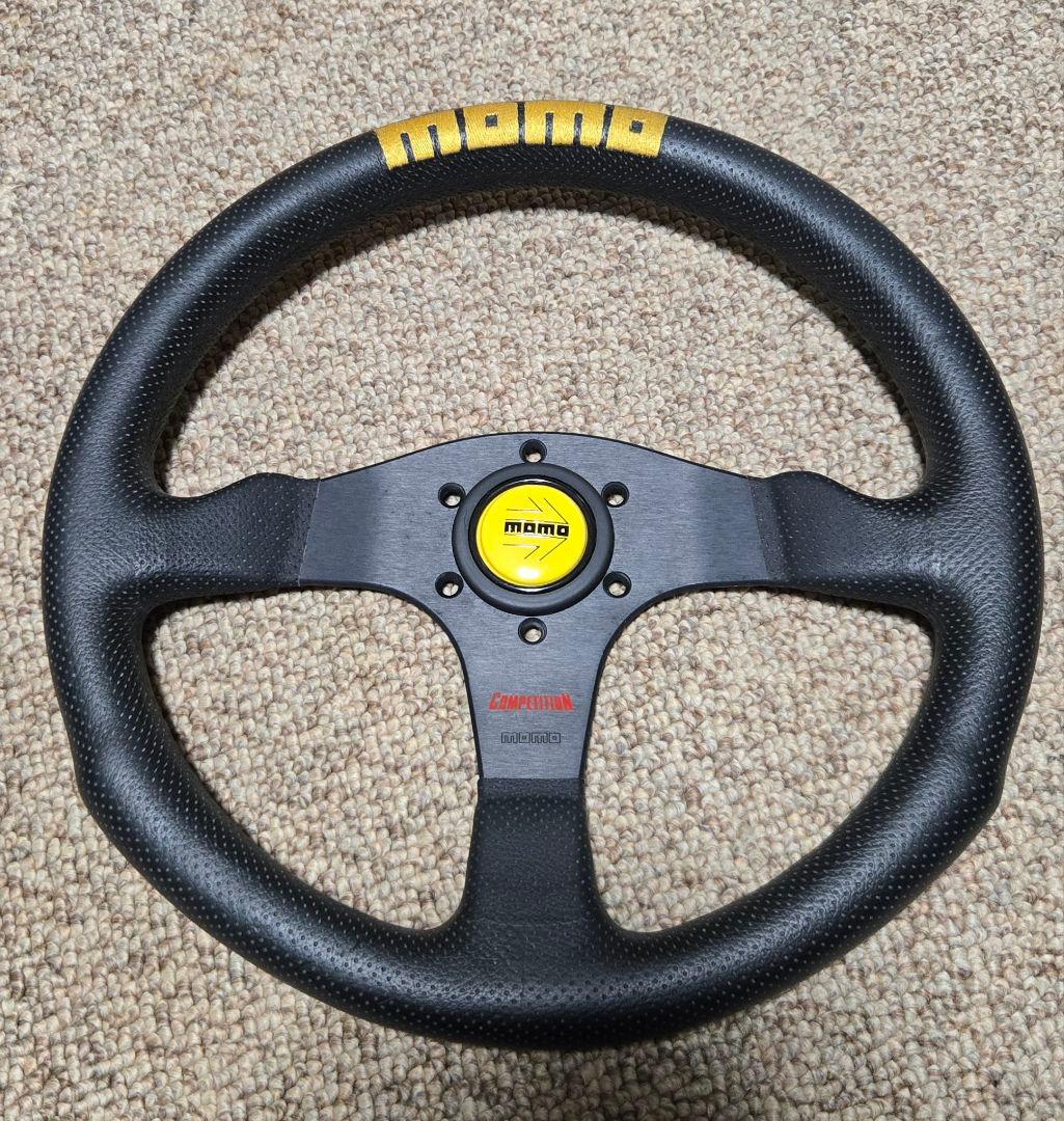 momo ステアリング　コンペティション 35cm