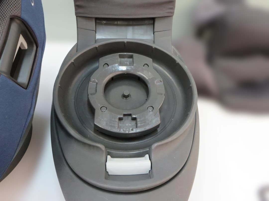 コンビ ホワイトレーベル THE S エッグショック ZB-690 ISOFIX