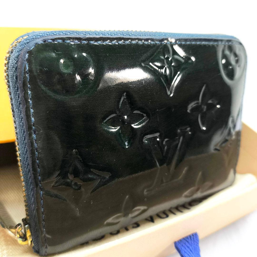 ルイヴィトン ヴェルニ ジッピーパース ケース ブルー