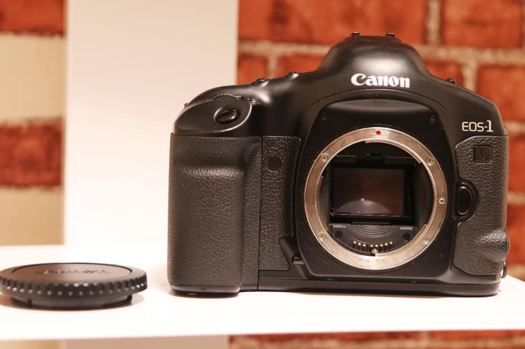 ジャンク品　Canon EOS-1V ボディのみ｜美品｜フィルムカメラ