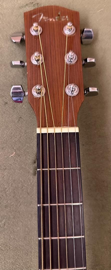 Fender　フェンダー　アコースティック　ギター　SAC-02　超極美品！