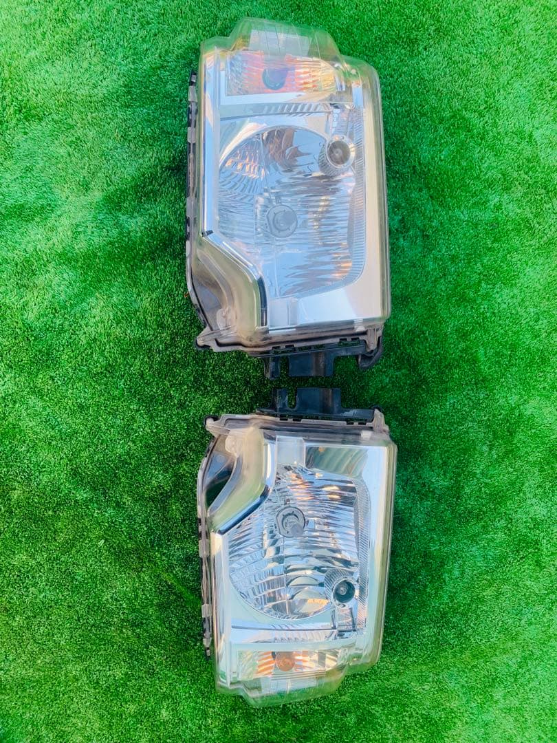 U61T ミニキャブトラック　ヘッドライト美品